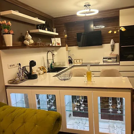 Apartment Mona Lux *