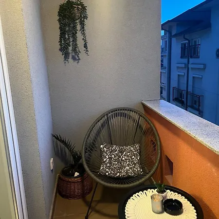 Mona Lux * Aranđelovac