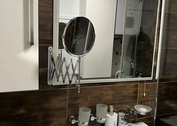 Mona Lux 아파트 *